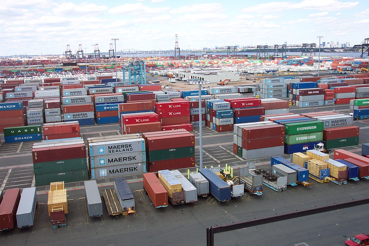 Container stacks