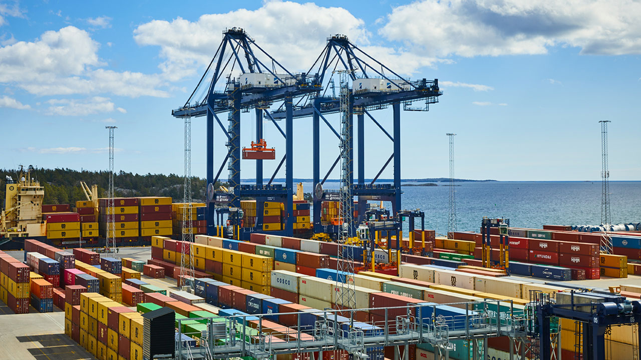 Crane loading containers